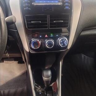 Toyota YARIS 1.5 16V FLEX SEDAN XL MULTIDRIVE