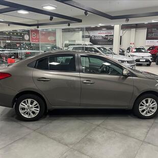 Toyota YARIS 1.5 16V FLEX SEDAN XL PLUS TECH MULTIDRIVE