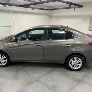 Toyota YARIS 1.5 16V FLEX SEDAN XL PLUS TECH MULTIDRIVE