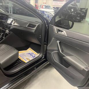 Volkswagen NIVUS 1.0 200 TSI TOTAL FLEX COMFORTLINE AUTOMÁTICO