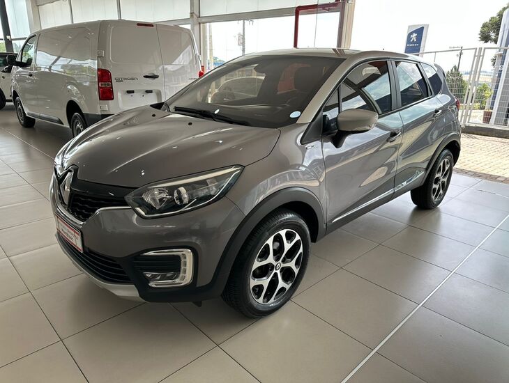 galeria CAPTUR BOSE 1.6 AUT