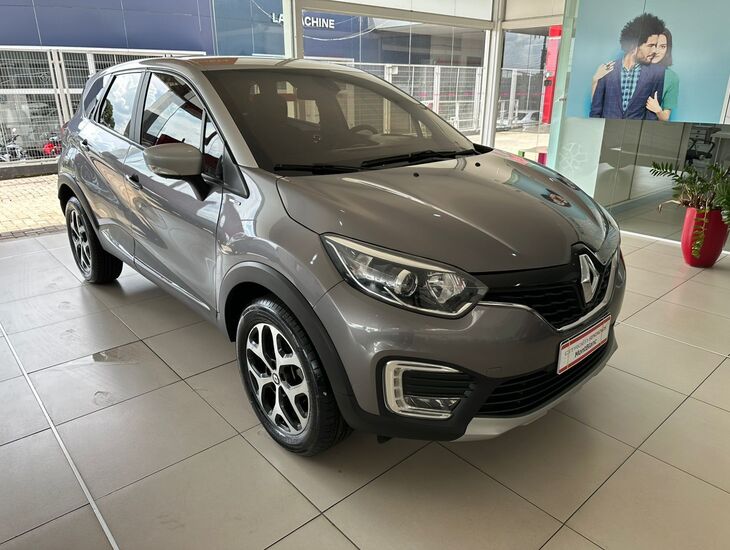 galeria CAPTUR BOSE 1.6 AUT