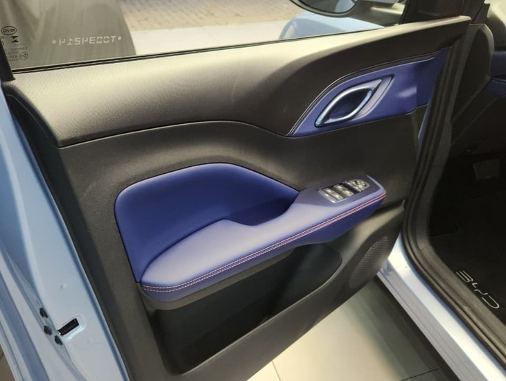 galeria Dolphin Mini