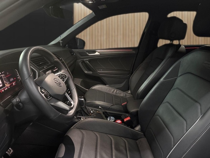 galeria TIGUAN Allspac R-Line 300 TSI 2.0
