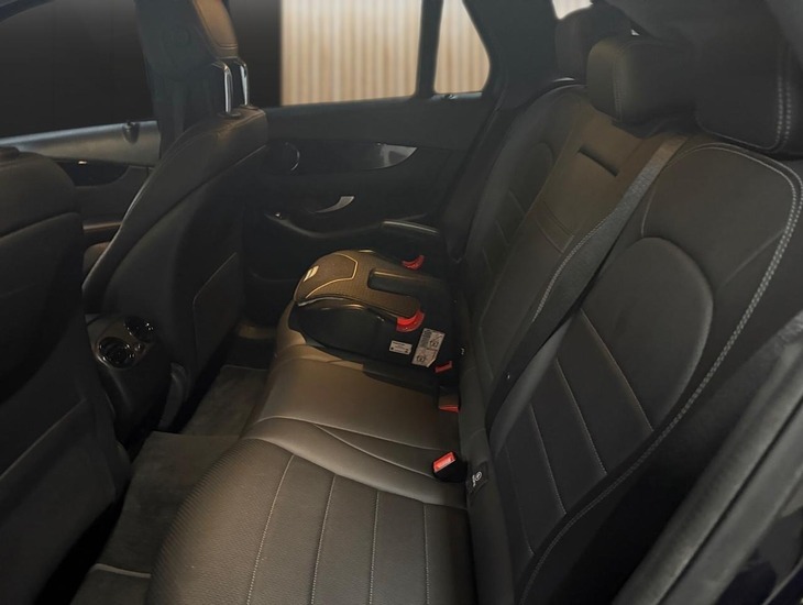 galeria GLC 250 Sport 4MATIC 2.0 TB 16V Aut.