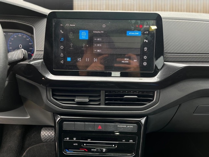 galeria T-Cross Comfor. 200 TSI 1.0 Flex 5p Aut.