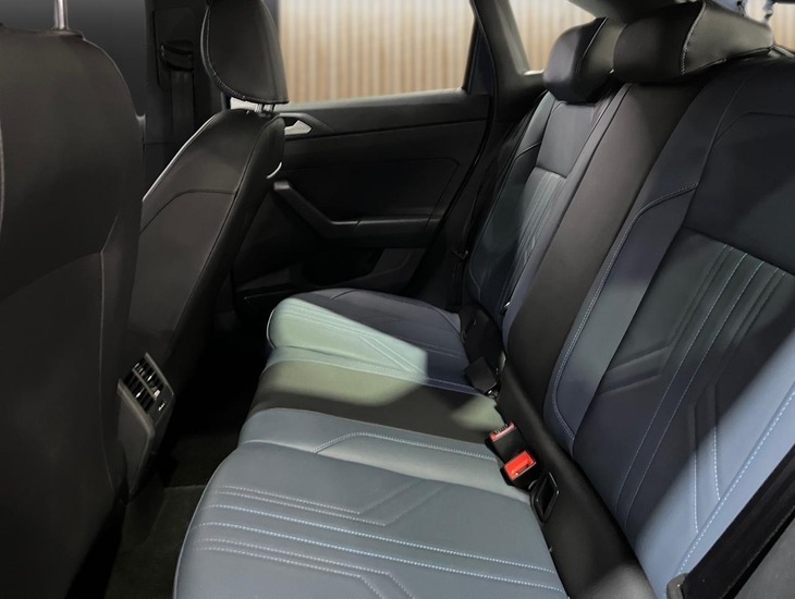 galeria Nivus Highline 1.0 200 TSI Flex Aut.