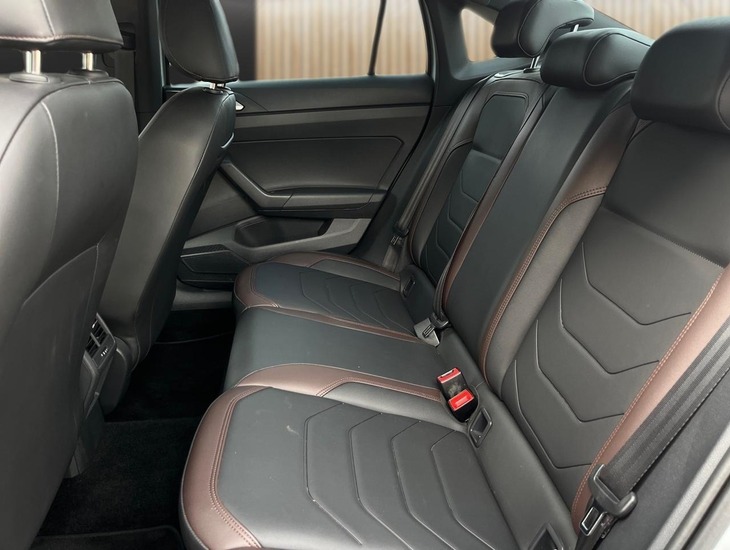 galeria VIRTUS Highline 200 TSI 1.0 Flex 12V Aut