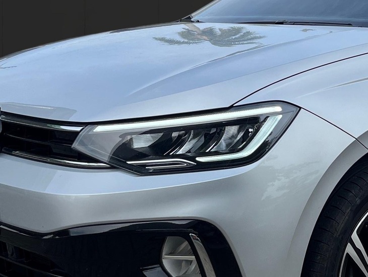 galeria VIRTUS Highline 200 TSI 1.0 Flex 12V Aut