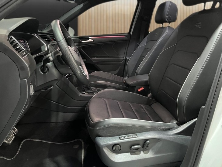 galeria TIGUAN Allspac R-Line 300 TSI 2.0