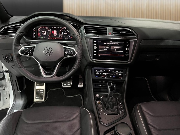 galeria TIGUAN Allspac R-Line 300 TSI 2.0