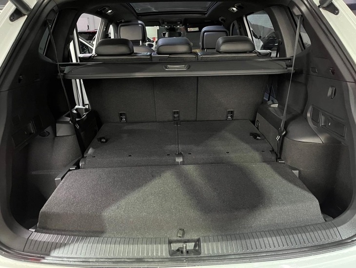 galeria TIGUAN Allspac R-Line 300 TSI 2.0