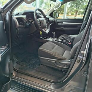 Toyota HILUX 2.8 D-4D TURBO DIESEL CD SR 4X4 AUTOMÁTICO