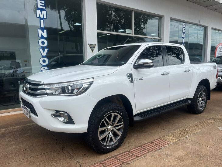 galeria HILUX