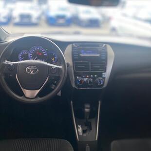 Toyota YARIS 1.3 16V FLEX XL LIVE MULTIDRIVE