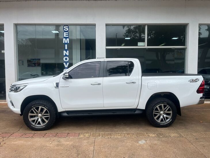 galeria HILUX