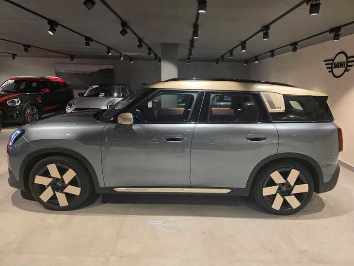 galeria Cooper Countryman