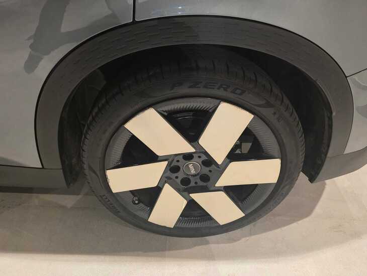 galeria Cooper Countryman