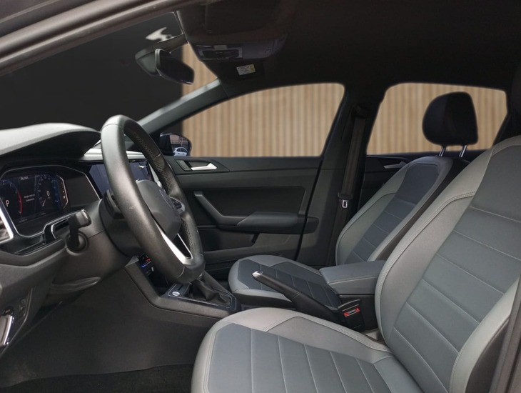 galeria Nivus Highline 1.0 200 TSI Flex Aut.