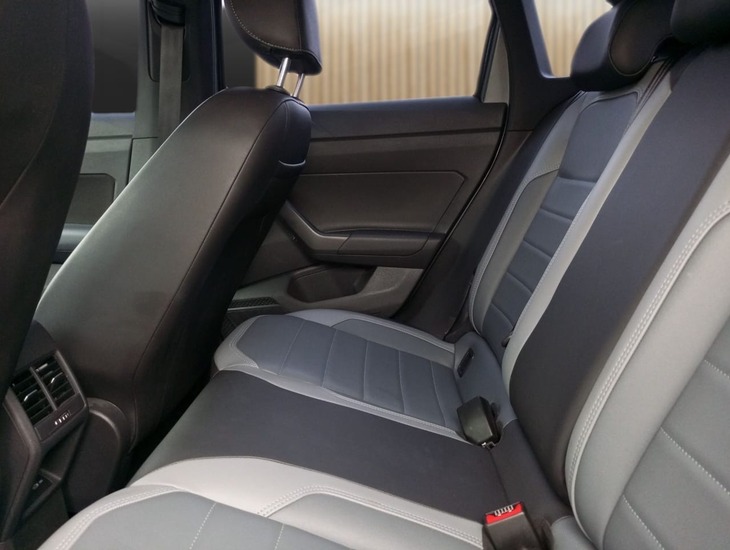 galeria Nivus Highline 1.0 200 TSI Flex Aut.