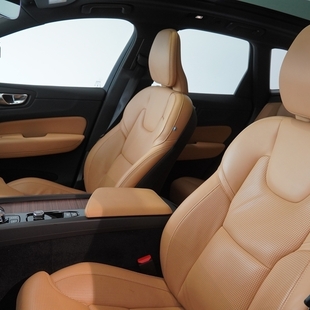 Volvo XC60 2.0 T8 RECHARGE ULTIMATE AWD GEARTRONIC