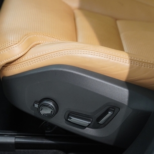 Volvo XC60 2.0 T8 RECHARGE ULTIMATE AWD GEARTRONIC