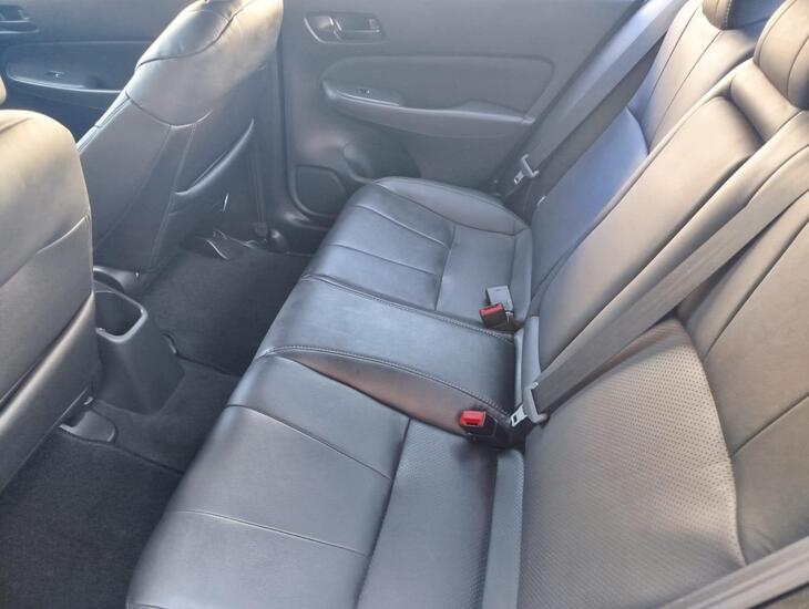 galeria CITY SEDAN LX