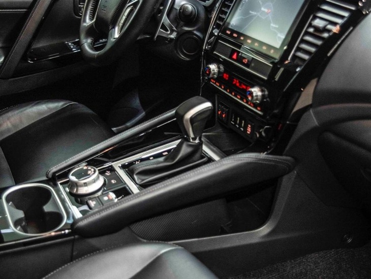 galeria Pajero Sport