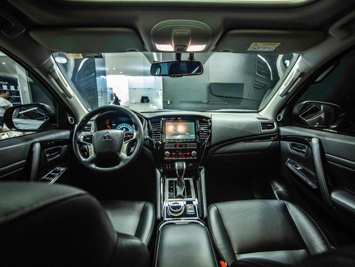 galeria Pajero Sport