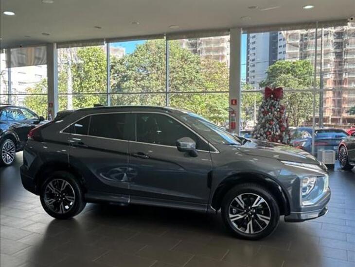 galeria ECLIPSE CROSS