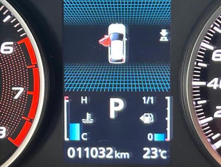 galeria ECLIPSE CROSS