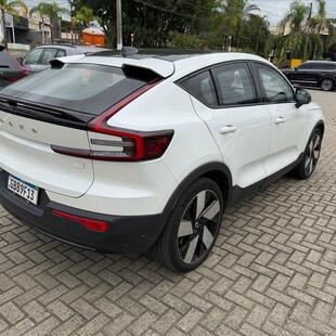 Volvo C40 P8 RECHARGE TWIN ELECTRIC ULTIMATE AWD