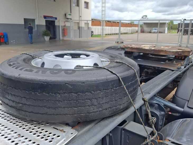 galeria XF105 FTS 460A 6X2