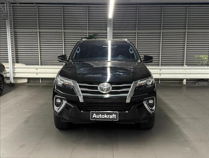 galeria HILUX SW4