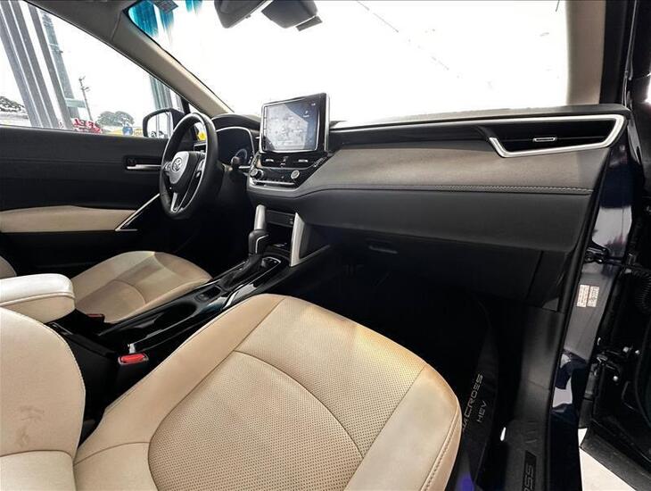 galeria COROLLA CROSS