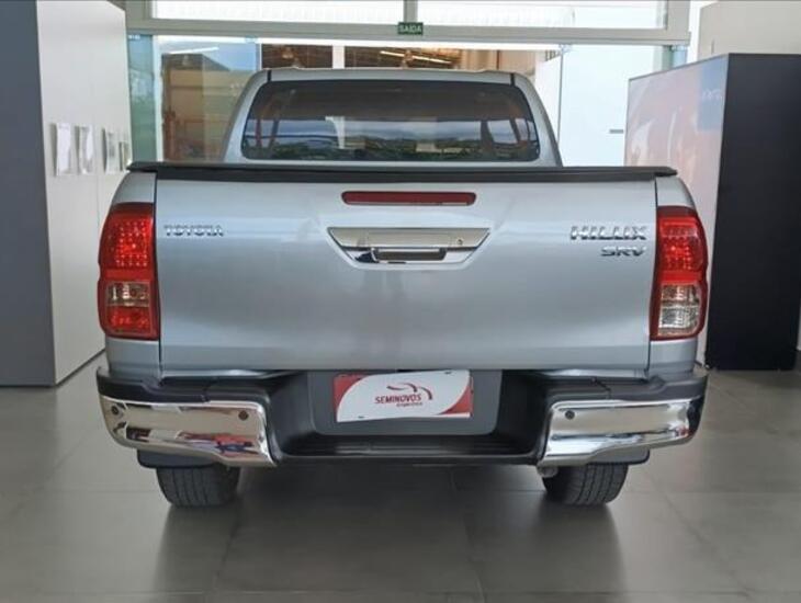 galeria HILUX