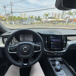 Volvo XC60 2.0 T8 RECHARGE ULTIMATE DARK AWD GEARTRONIC