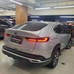 Fiat FASTBACK 1.0 TURBO 200 HYBRID AUDACE CVT