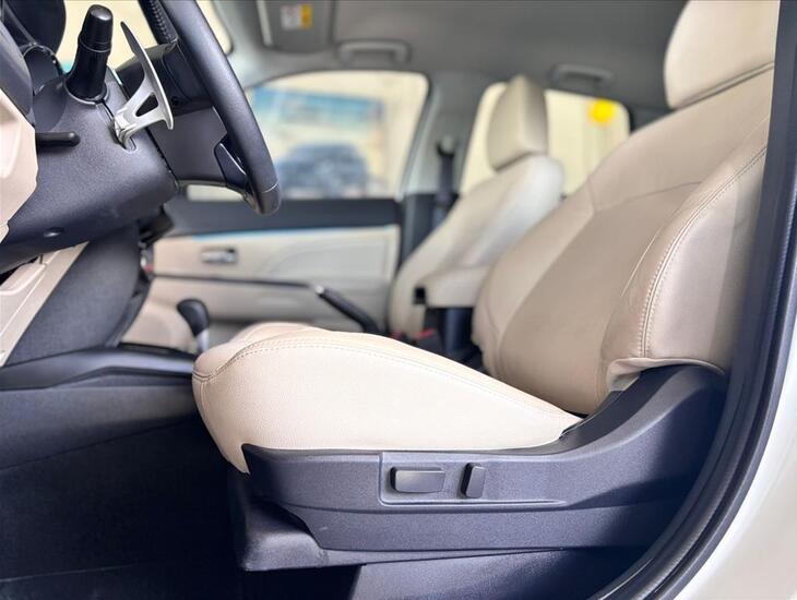 galeria OUTLANDER SPORT