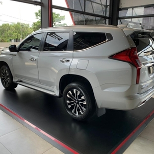 Mitsubishi PAJERO SPORT 2.4 16V MIVEC TURBO DIESEL HPE-S AWD AUTOMÁTICO