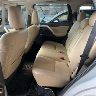 Mitsubishi PAJERO SPORT 2.4 16V MIVEC TURBO DIESEL HPE-S AWD AUTOMÁTICO