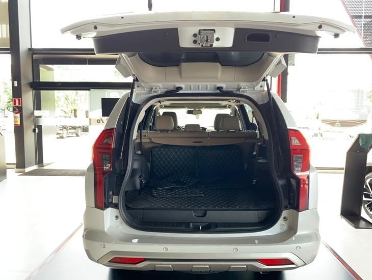 galeria PAJERO SPORT