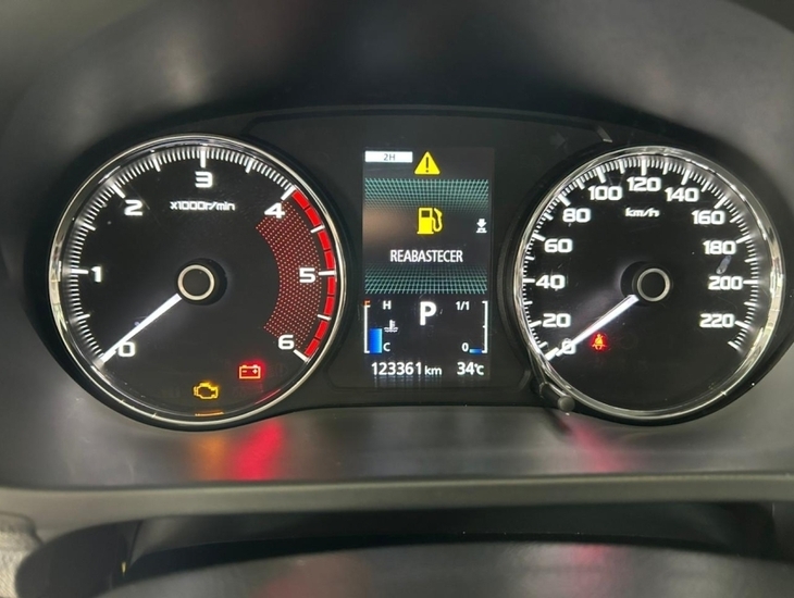 galeria PAJERO SPORT