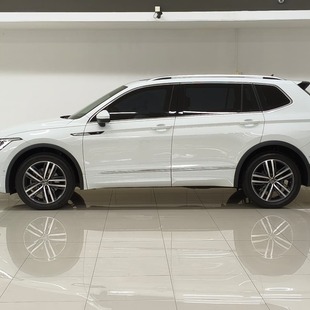 Volkswagen Tiguan Allspace R-Line 2.0 TSi