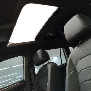 Volkswagen Tiguan Allspace R-Line 2.0 TSi