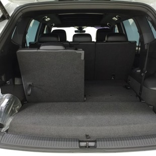 Volkswagen Tiguan Allspace R-Line 2.0 TSi