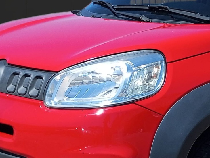 galeria UNO ATTRACTIVE 1.0 Fire Flex 8V 5p