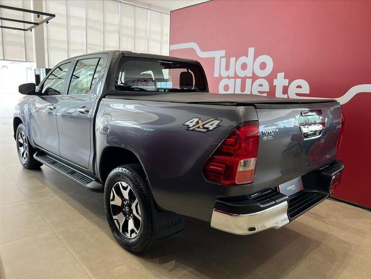 galeria HILUX