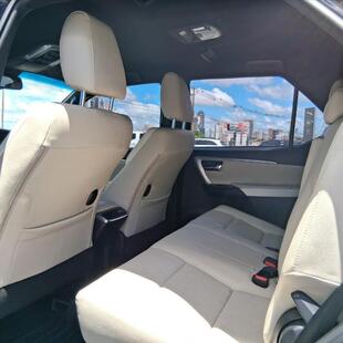 Toyota HILUX 2.8 D-4D TURBO DIESEL CD POWER PACK 4X4 AUTOMÁTICO