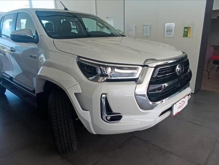 galeria HILUX